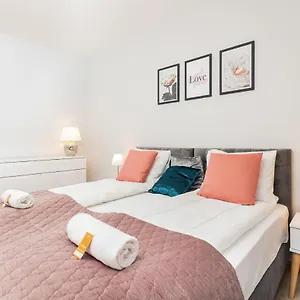 Center By Renters , Gdańsk Polska